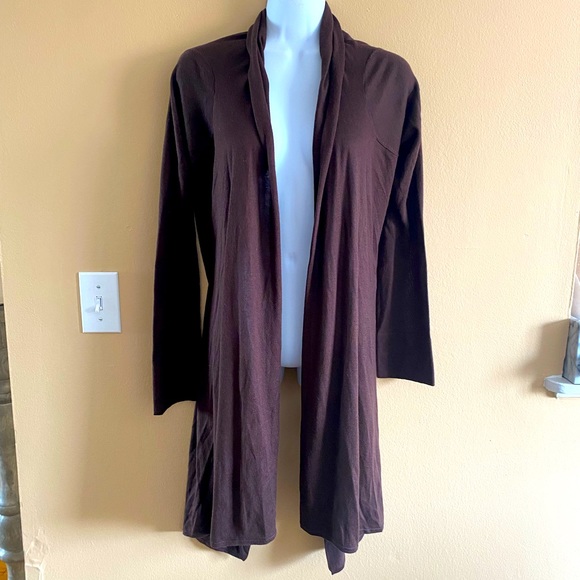 BCBG chocolate brown knit cover - Picture 1 of 3